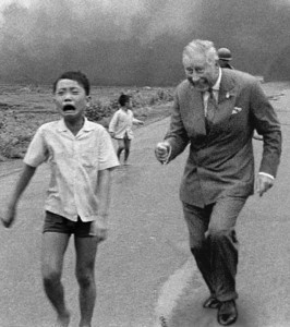 Создать мем: человек, снимок «напалм во вьетнаме» (vietnam napalm), 542×604