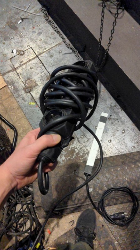 Создать мем: сетевой быстросъемный шнур kress 29151, силовой кабель, кабель питания