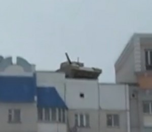 Создать мем: танк на крыше, израильские танки, танк меркава