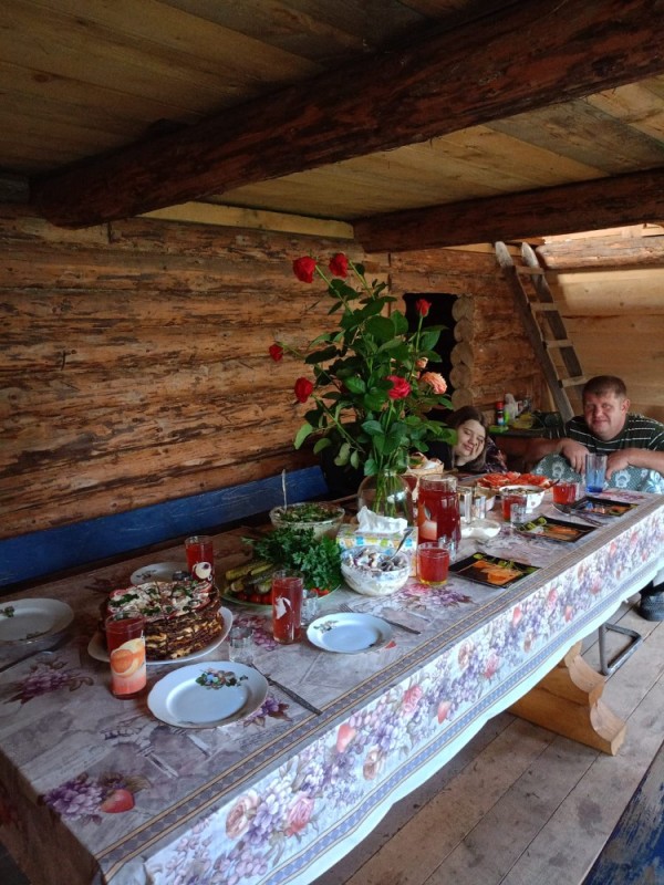 Создать мем: русская усадьба, русский дворик, белорусская традиционная усадьба