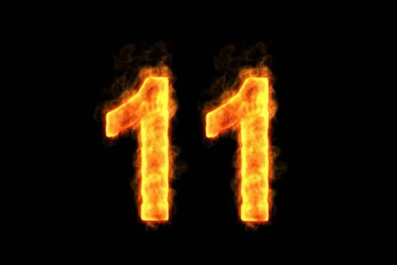 Создать мем: цифра 13 в огне, цифра 11 красивая, число 11