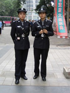 Создать мем: китайский полицейский, police officers, полицейская форма китая женщины