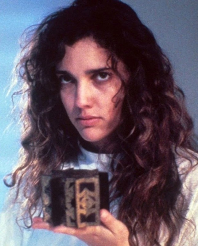 Create meme: Hellraiser movie 1987, hellraiser kirsty, a frame from the movie