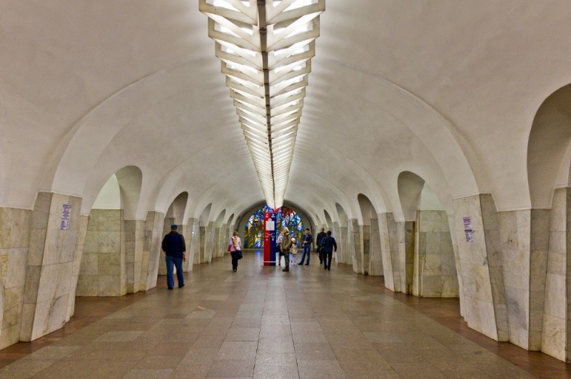 Create meme: shabolovskaya metro station, shabolovskaya station, dobryninskaya metro station