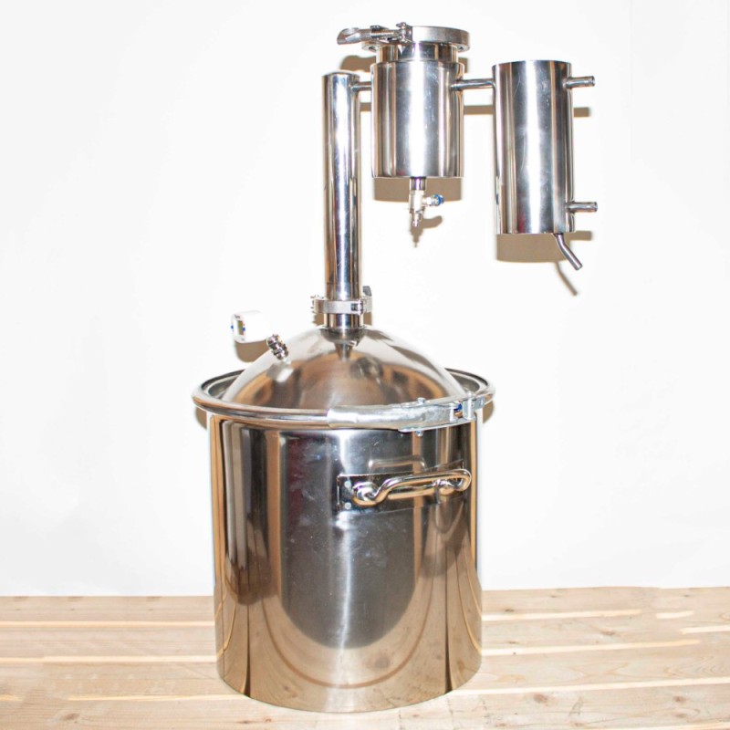 Create meme: moonshine machine rusich, moonshine machine izumrud 15L, moonshine machine with a column