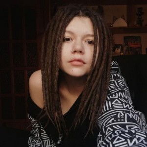 Create meme: dreadlocks hairstyle, Darius Stavrovich, Girl