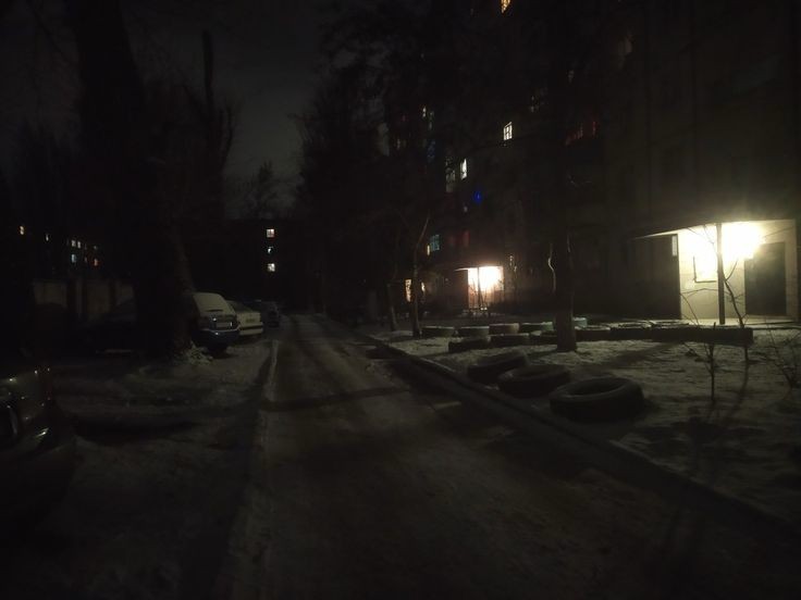 Создать мем: освещение улицы, ночная улица россия, темнота