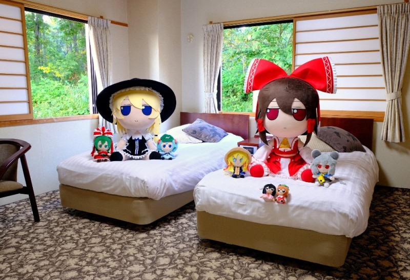 Создать мем: куклы аниме, fumo touhou, marisa kirisame plush