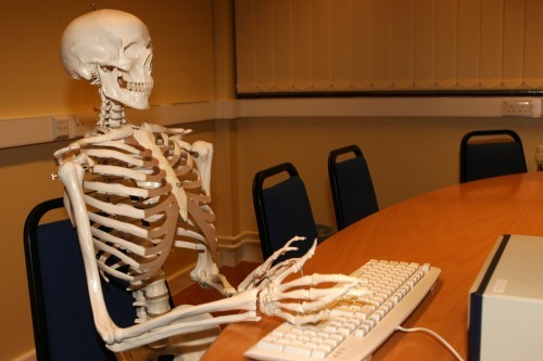 Create meme "skeleton , waiting skeleton, skeleton at the computer&quo...