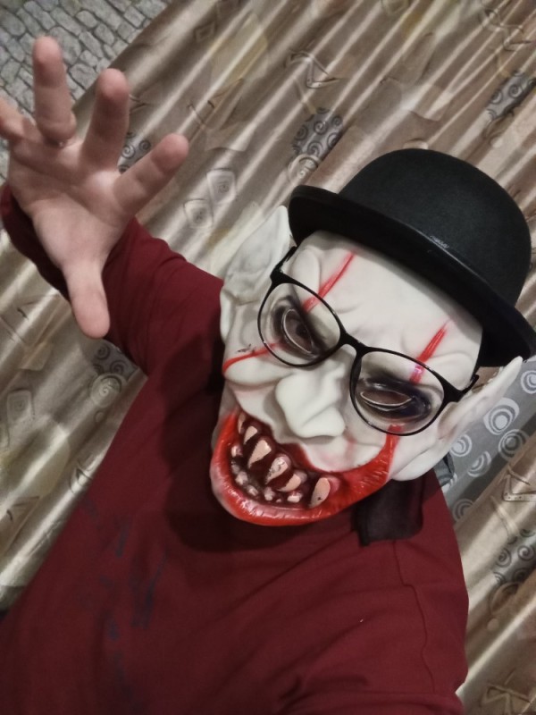 Create meme: clown mask, scary clown mask, scary clowns