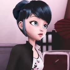 Create meme: photos Marinette photoshop, Marinette Dupin with long hair, Marinette Dupin Chen