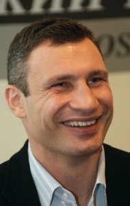 Create meme: Chris Byrd Vitali Klitschko, Vitali Klitschko smiles, smiling Klitschko