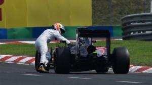 Создать мем: alonso, lewis hamilton, red bull racing