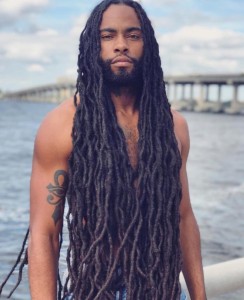 Create meme: mens hairstyles with dreads, dreadlocks hairstyle, long dreads