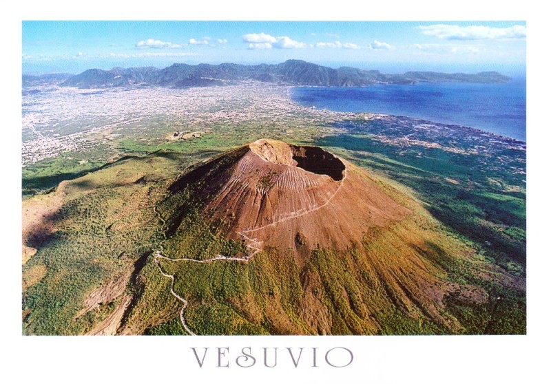 Create meme: vesuvius volcano, vesuvius volcano crater, mount vesuvius