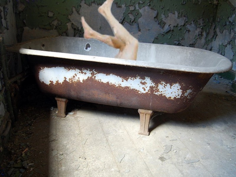 Create meme: old bathtub, old cast-iron bathtub, restoration of a cast-iron bath