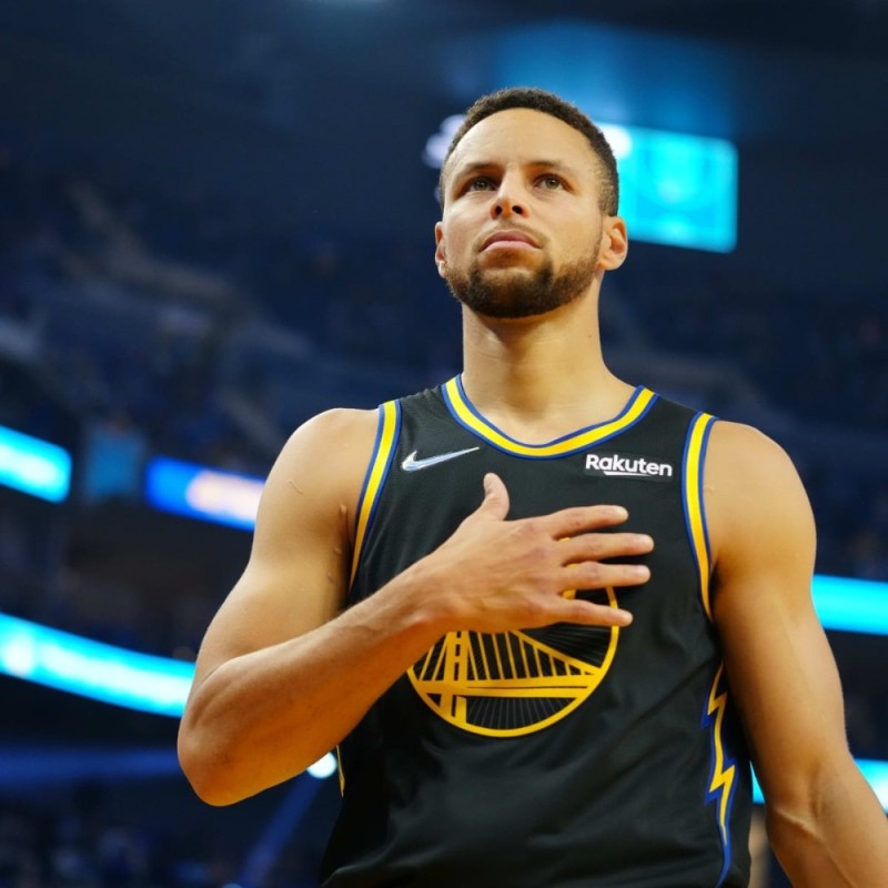 Создать мем: stephen curry 2022 mvp сезона, голден стэйт уорриорз, стеф коуст