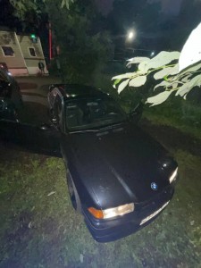 Создать мем: автомобиль бмв, старая бмв, bmw e34