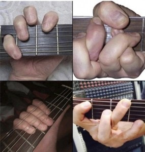 Создать мем: аккорд на гитаре dm, аккорд, аккорды для начинающих гитаристов
