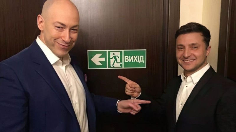 Create meme: Dmytro Gordon , Dmitry Gordon and Zelensky, Gordon and Zelensky