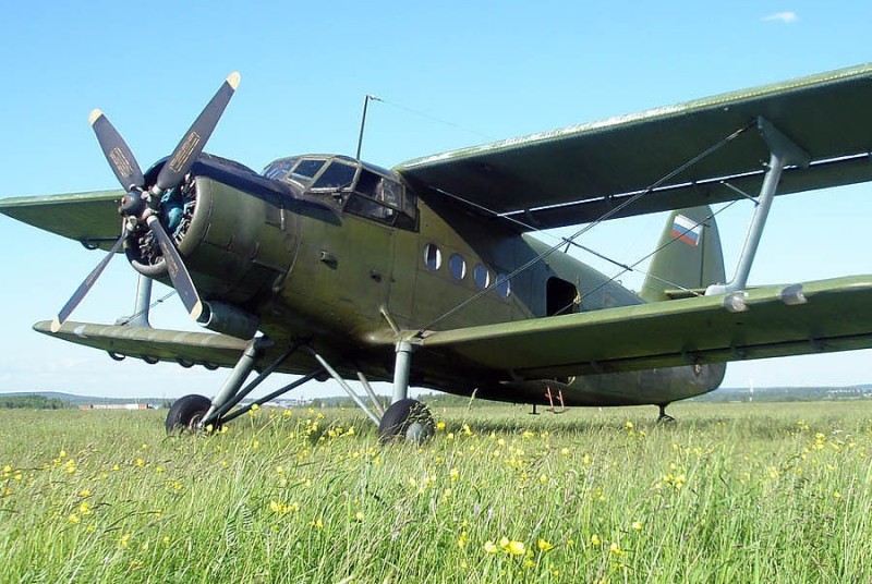 Создать мем: самолёт кукурузник ан 2, самолет кукурузник, ан-2