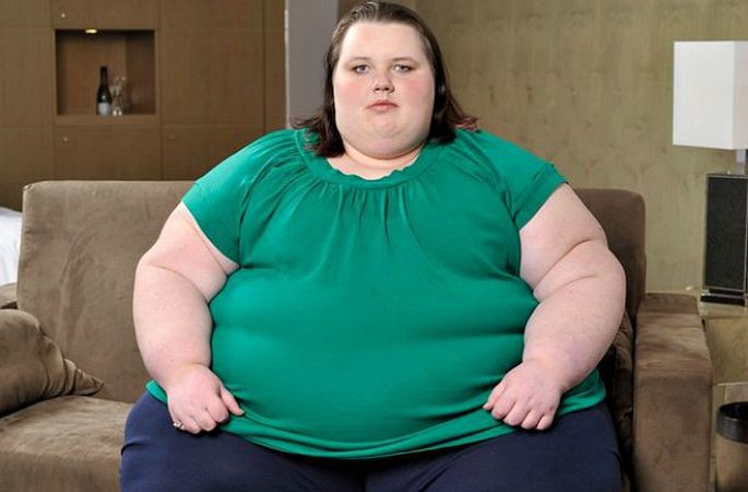 Создать мем: толстые люди, толстая девчонка, жирная мамаша