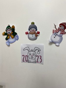 Создать мем: рисунок снеговика, дидактическая игра снеговик, снупи новый год снеговик