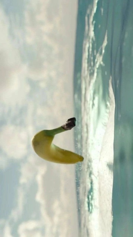 Create meme: banana in the sea, banana , A beautiful banana