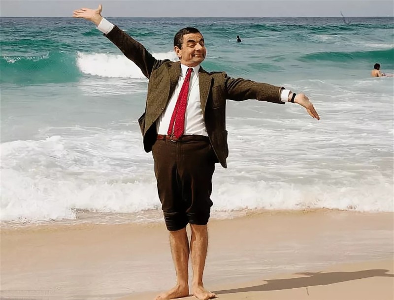 Create meme: vacation , Mr. Bean at sea, vacation time