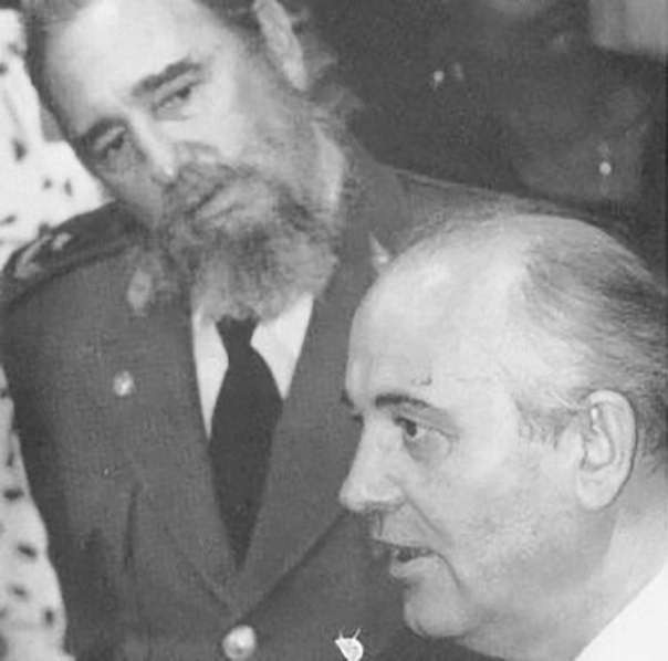 Create meme: Fidel Castro and Gorbachev, castro fidel, Castro Gorbachev 1989
