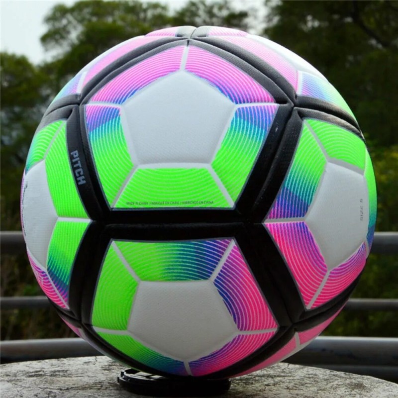 Создать мем: футбольный мяч, красивый футбольный мяч, спортивные мячи