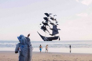 Create meme: kite, tourism, sailing ship kite