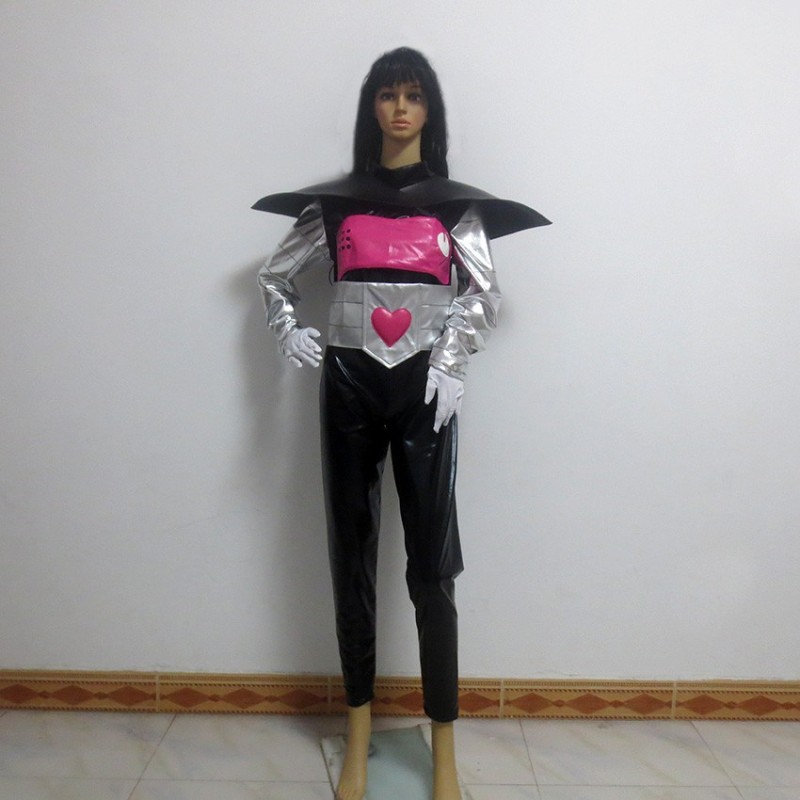 Create meme: fancy costume, The chief's cosplay costume, cosplay costumes