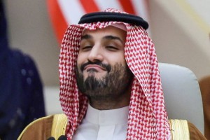 Создать мем: исмоил и принц саудовской аравии, принц саудовской аравии мухаммед бин салман, наследный принц саудовской аравии