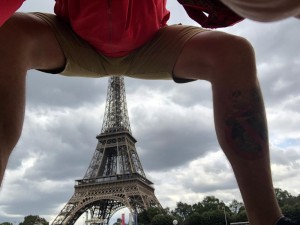 Создать мем: in paris, eiffel, Эйфелева башня