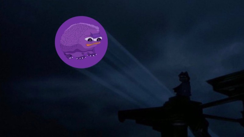 Create meme: batman spotlight, batman spotlight, Batman's sign in the sky