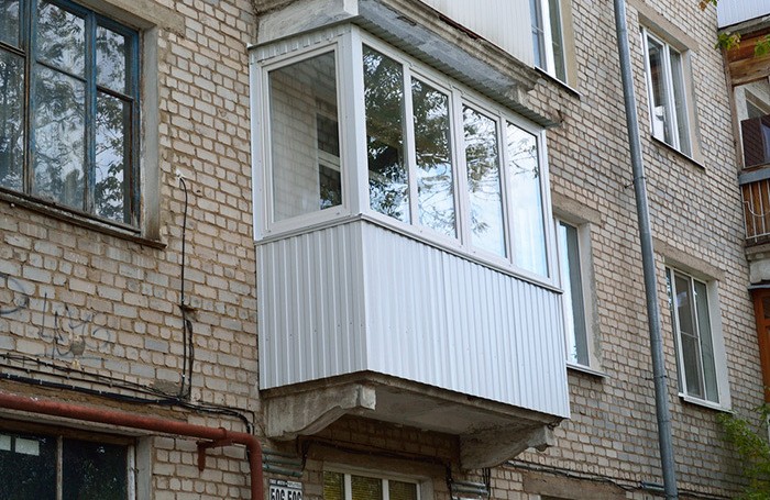 Создать мем: остекление балкона в хрущевке, остекление балконов и лоджий, варианты остекления балкона