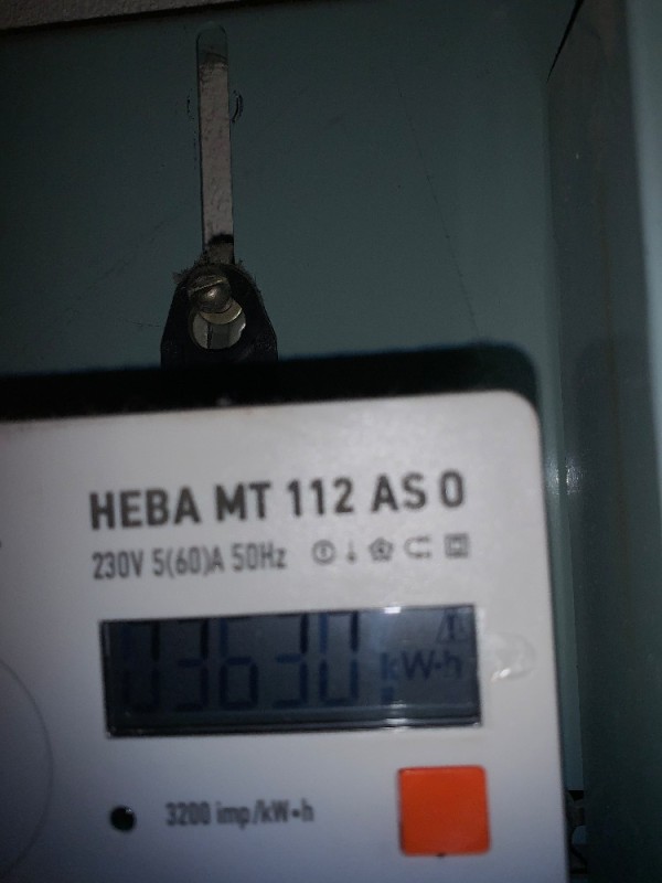 Create meme: neva mt 112 a electricity meter, mercury electricity meter, two-tariff mercury 200 electricity meter