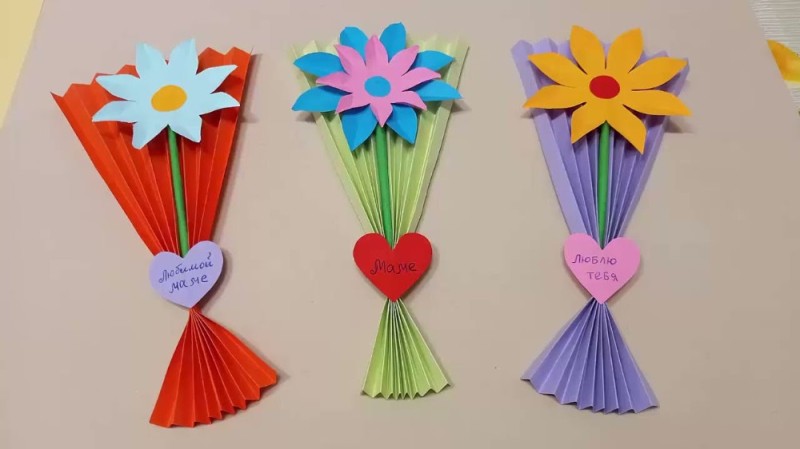 Создать мем: цветы из бумаги, день матери поделки, цветы из бумаги для детей