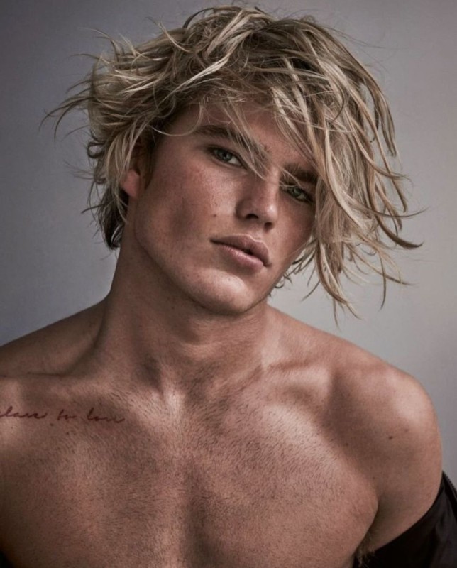Create meme: Jordan Barrett, beautiful blond guys, guy blonde