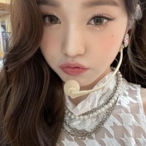 Create meme: Korean makeup, girl, Asian makeup