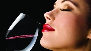 Создать мем: красное вино, вина бокал, бокал вина и губы