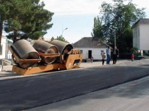 Create meme: asphalt roller, roads, ilginç şeyler