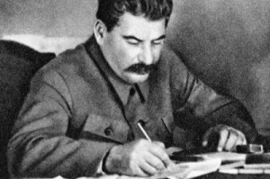 Создать мем: Иосиф Виссарионович Сталин, сталин пишет, грустный сталин
