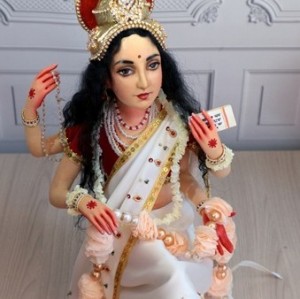 Создать мем: богиня лакшми, богиня сарасвати, барби кришна