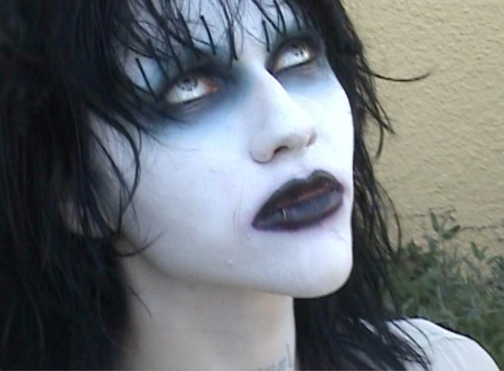 Create meme: emo , Halloween makeup, gothic makeup