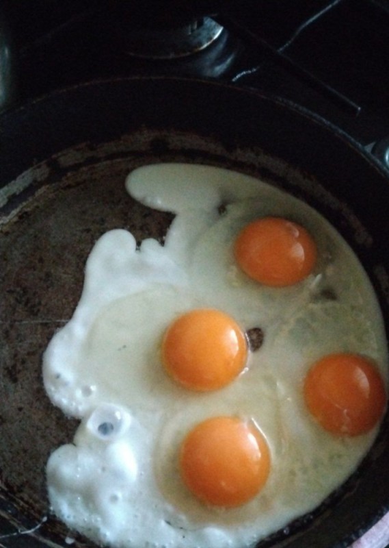 Create meme: scrambled eggs , fried eggs, the scrambled eggs are beautiful