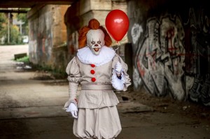 Создать мем: фигурка пеннивайз, клоун пеннивайз 2017, pennywise клоун