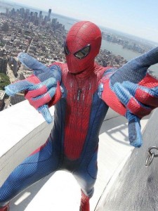 Создать мем: костюм человека паука для мальчика, новый костюм человека паука, оригинальный костюм человека паука