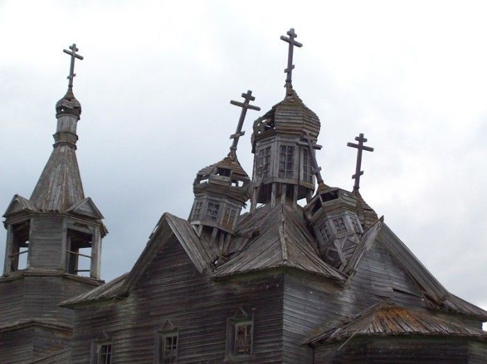 Create meme: Church of Paraskeva Fridays Barabanovo, abandoned churches of the Arkhangelsk region, wooden churches of Russia
